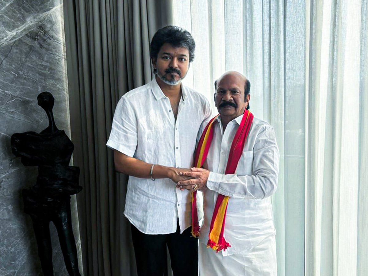 VS Babu | வெற்றி பெற மட்டுமே நான் தேவை..  திமுக, அதிமுகவை விளாசிய வி.எஸ்.பாபு!