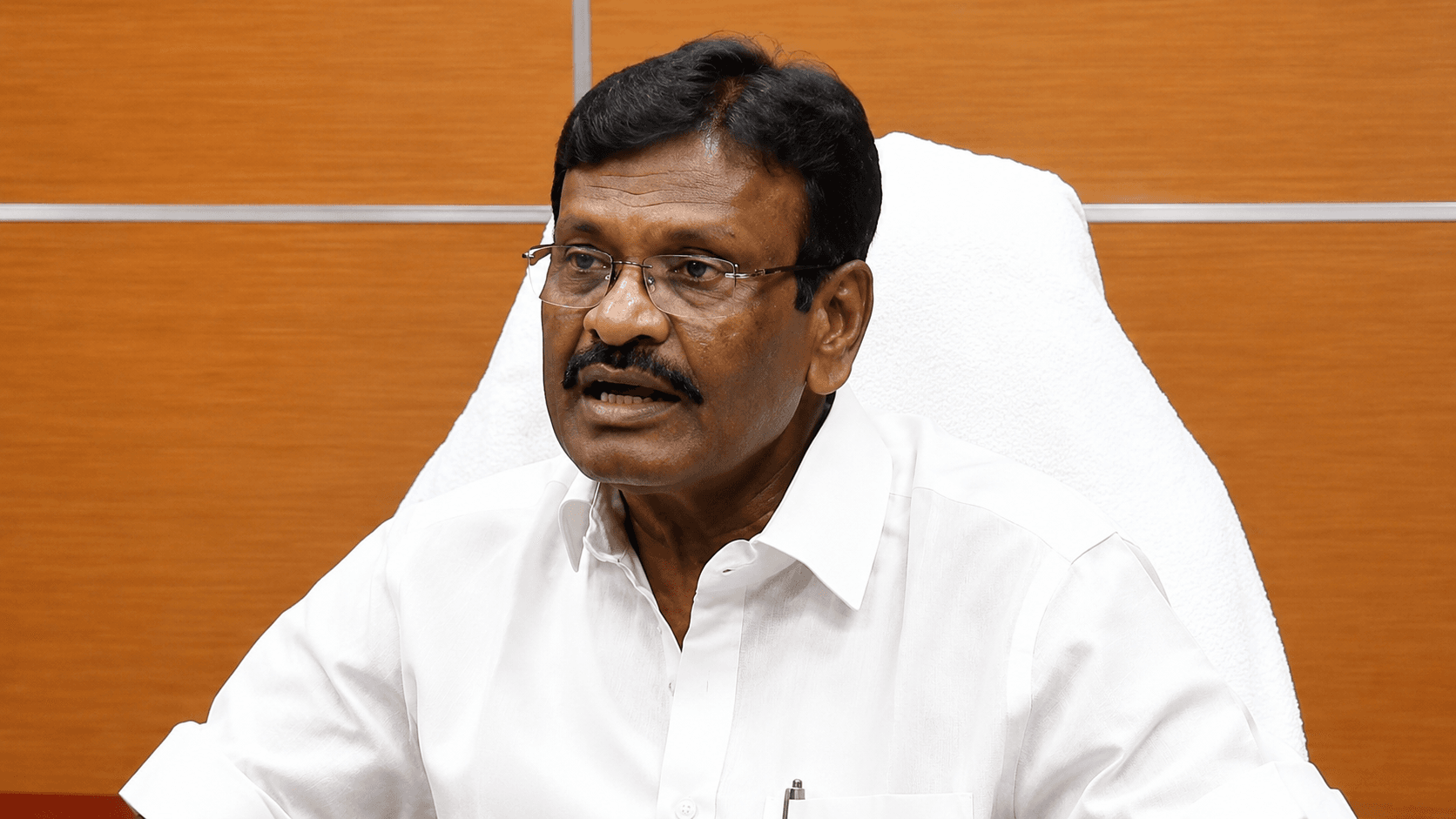 "பூனைக்குட்டி வெளியே வந்துவிட்டது!" – குர்பானி விவகாரத்தில் தவெக அரசு மற்றும் முதல்வர் விஜய்யின் இரட்டை வேடத்தை வெளுத்து வாங்கிய திமுக முன்னாள் அமைச்சர் நாசர்!