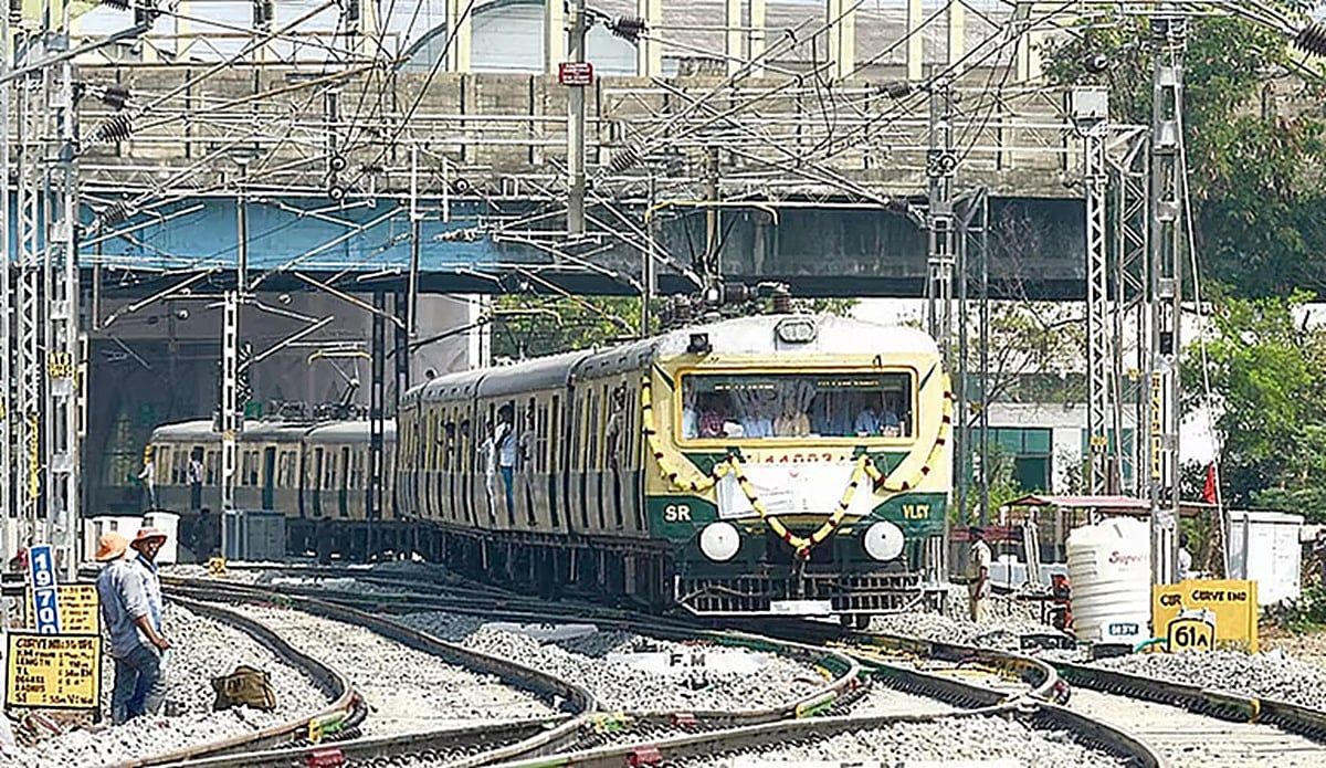 17 ஆண்டு கால காத்திருப்பு: வேளச்சேரி - பரங்கிமலை இடையே பறக்கும் ரயில் சேவை இன்று முதல் தொடக்கம்!