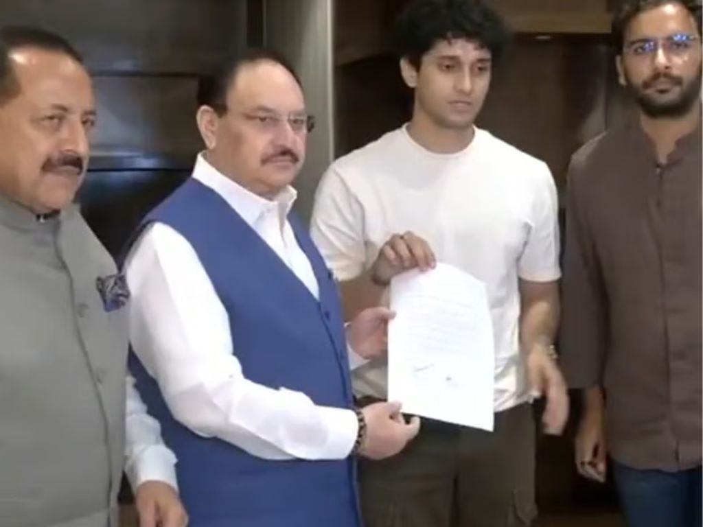 தர்மேந்திர பிரதானை நீக்குவார்களா?.. முடிவுக்கு கால அவகாசம் கேட்ட மத்திய அரசு!