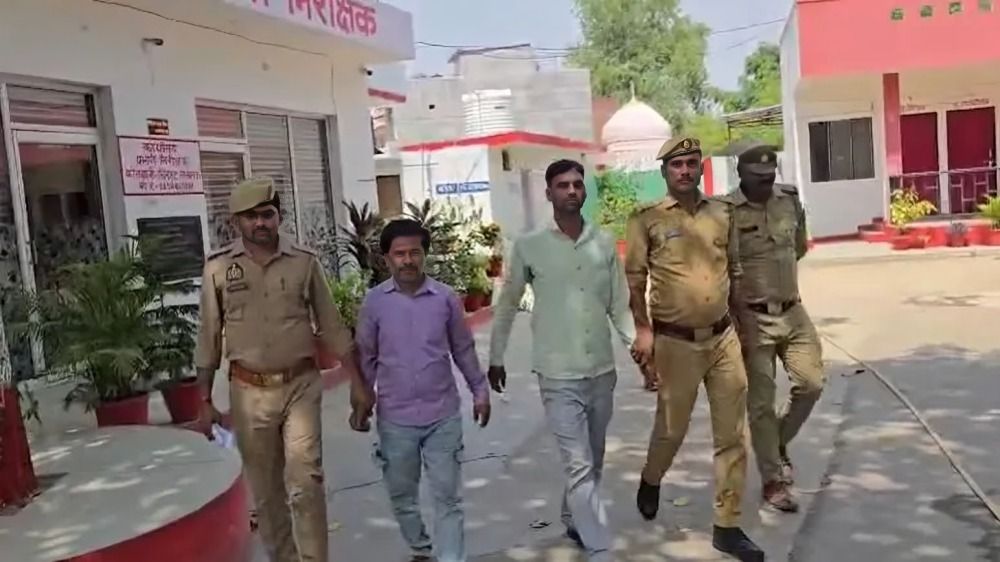 காதலனுக்காகத் தந்தையை எதிர்த்த மகள் - ஆசிட் ஊற்றிக் கொன்று நாடகமாடிய தந்தை கைது!