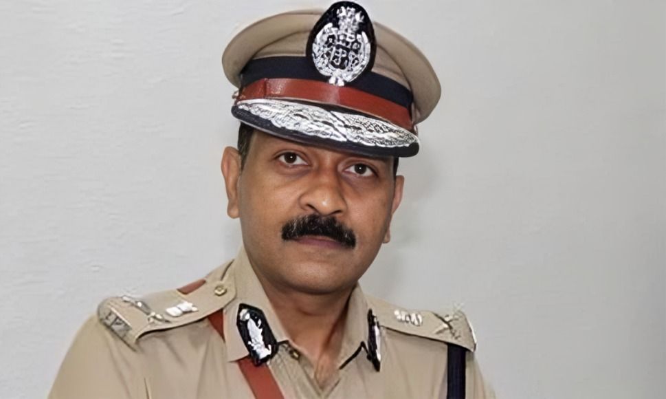 தமிழகத்தின் புதிய சட்டம்-ஒழுங்கு டிஜிபியாக மகேஷ் குமார் அகர்வால் இன்று பொறுப்பேற்பு! புதிய டிஜிபியின் பின்புலம் என்ன?