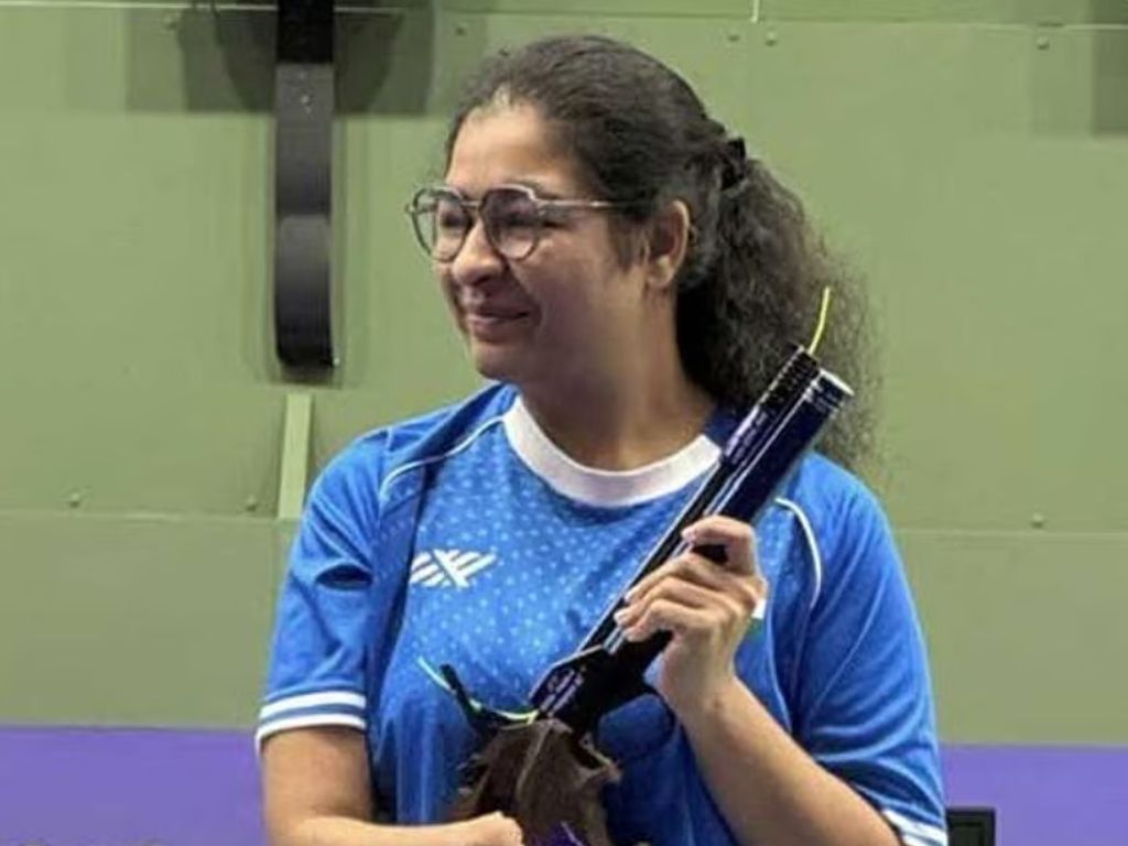துப்பாக்கி சுடுதலில் இந்தியாவுக்கு 4-வது பதக்கம்... வெண்கலம் வென்ற ஸ்ரிஷ்டி அரோரா!