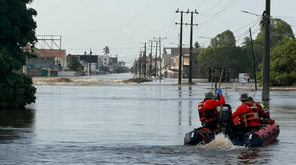 மோசாம்பிக் வெள்ளம்: லண்டன் மீட்பு குழுவின் மனிதாபிமான பணிகள்