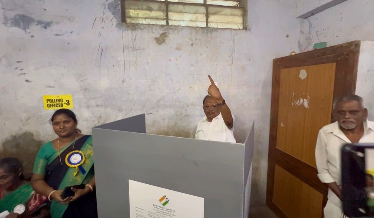 விஜய் ஒரு சுகவாசி: வெயிலில் கூட நிற்க முடியாதவரை மக்கள் ஏற்க மாட்டார்கள் - அமைச்சர் ரகுபதி கடும் தாக்கு