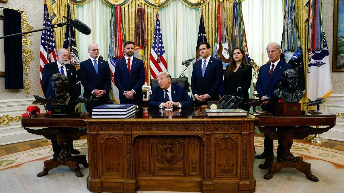 லெபனான் - இஸ்ரேல் எல்லையில் அமைதி நீட்டிப்பு: போர் நிறுத்தத்தை மேலும் 3 வாரங்களுக்கு நீட்டித்தார் டொனால்டு ட்ரம்ப்