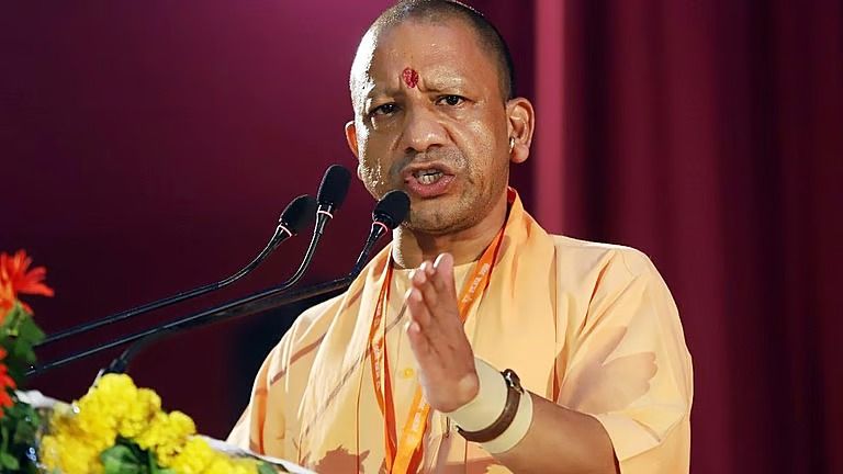 உ.பி.யில் பொதுவெளியில் தொழுகை நடத்தினால் நடவடிக்கை எடுக்கப்படும் - முதல்வர் யோகி ஆதித்யநாத் எச்சரிக்கை!