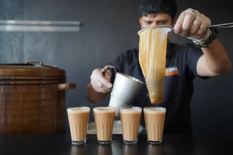 தேநீர் தயாரிக்கும் போது தட்டு போட்டு மூடுகிறீர்களா? - ஆரோக்கியத்தை அள்ளித்தரும் ‘மூடி வைத்த தேநீர்’