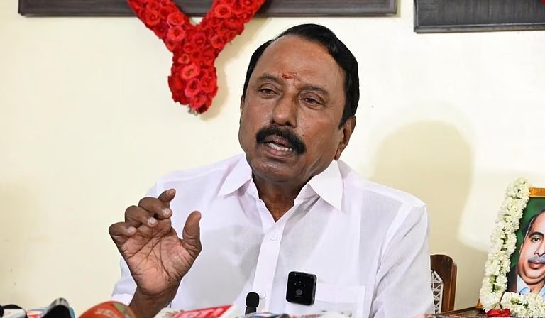 எம்ஜிஆர், ஜெ படங்களை இபிஎஸ் தூக்கியடித்தார்... அதிமுக எம்எல்ஏக்கள் விலகல் குறித்து செங்கோட்டையன் அதிரடி அட்டாக்!