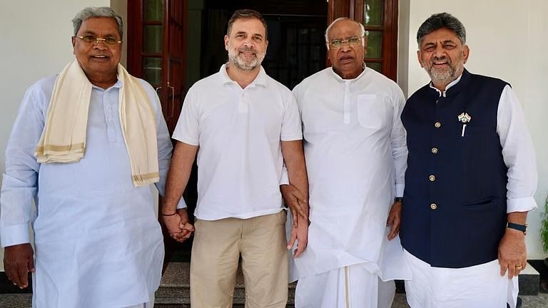 கர்நாடகா முதல்வராகும் டி.கே.சிவகுமார்; பெங்களூருவில் இன்று பதவியேற்பு விழா