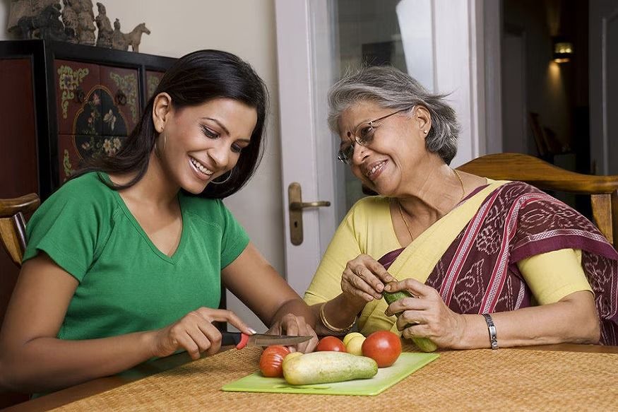 மாமியார் - மருமகள் இடையே என்றும் அன்பு நிலைக்க சில எளிய வழிகள்!