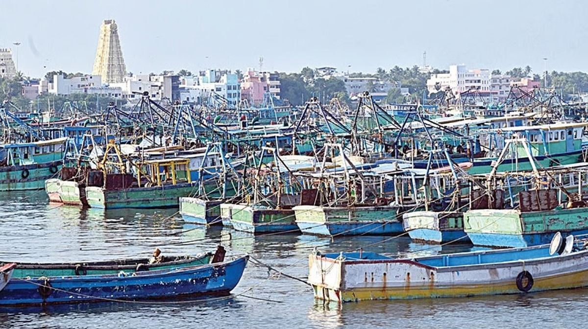 தமிழகத்தில் இன்று நள்ளிரவு முதல் 61 நாட்கள் மீன்பிடி தடைக்காலம் அமல்: விசைப்படகுகள் கரை திரும்பின!