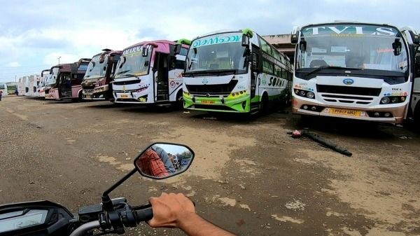 ஆம்னி பேருந்துகள் அதிகக் கட்டணம் வசூலித்தால் உரிமம் ரத்து - போக்குவரத்து துறை எச்சரிக்கை