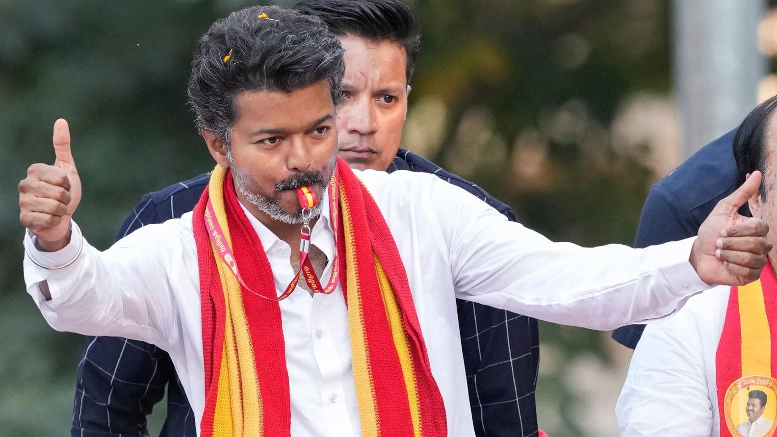 வேட்புமனுவில் கடன் விபரங்கள்: தவெக தலைவர் விஜய் மீதான வழக்கை தள்ளுபடி செய்தது உயர் நீதிமன்றம்