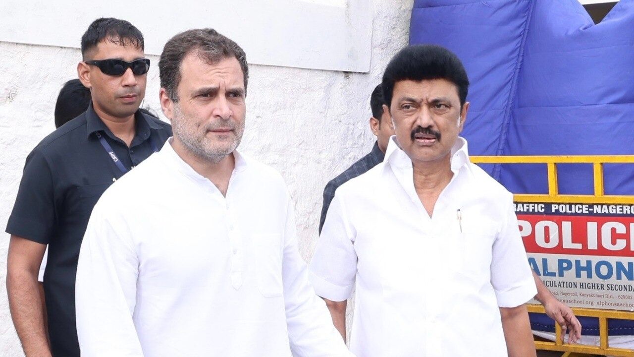 தமிழக ஆட்சி அதிகாரத்தில் பங்கு: தேர்தல் முடிவுகளுக்கு முன்பே போர்க்கொடி தூக்கும் காங்கிரஸ்