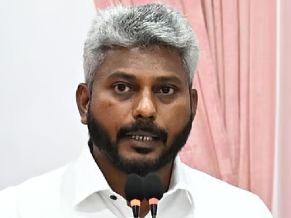தம்பி தாக்குதல் வழக்கு... அமைச்சர் மரியா வில்சனுக்கு புதுச்சேரி கோர்ட் விலக்கு!