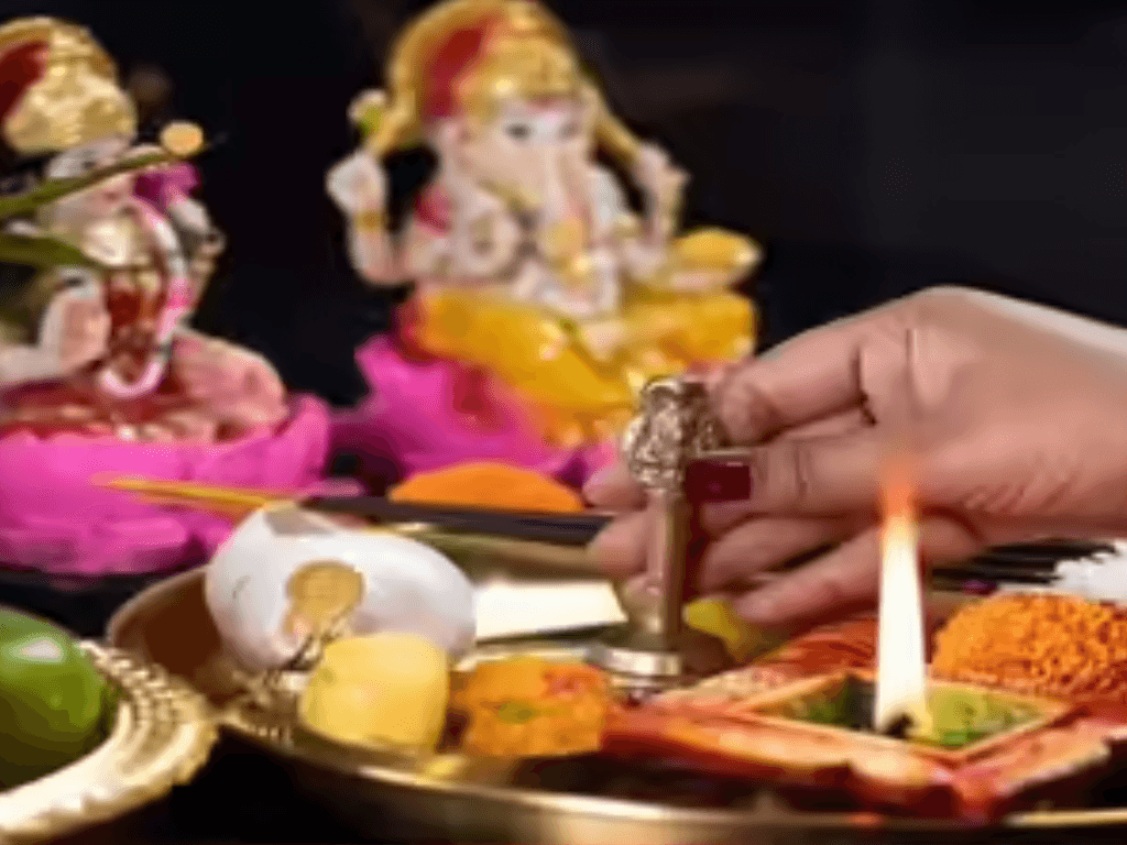 குலதெய்வ அருள் இருந்தால் தோஷங்கள் கூட விலகும்... ஆன்மிக நம்பிக்கையின் விளக்கம்!