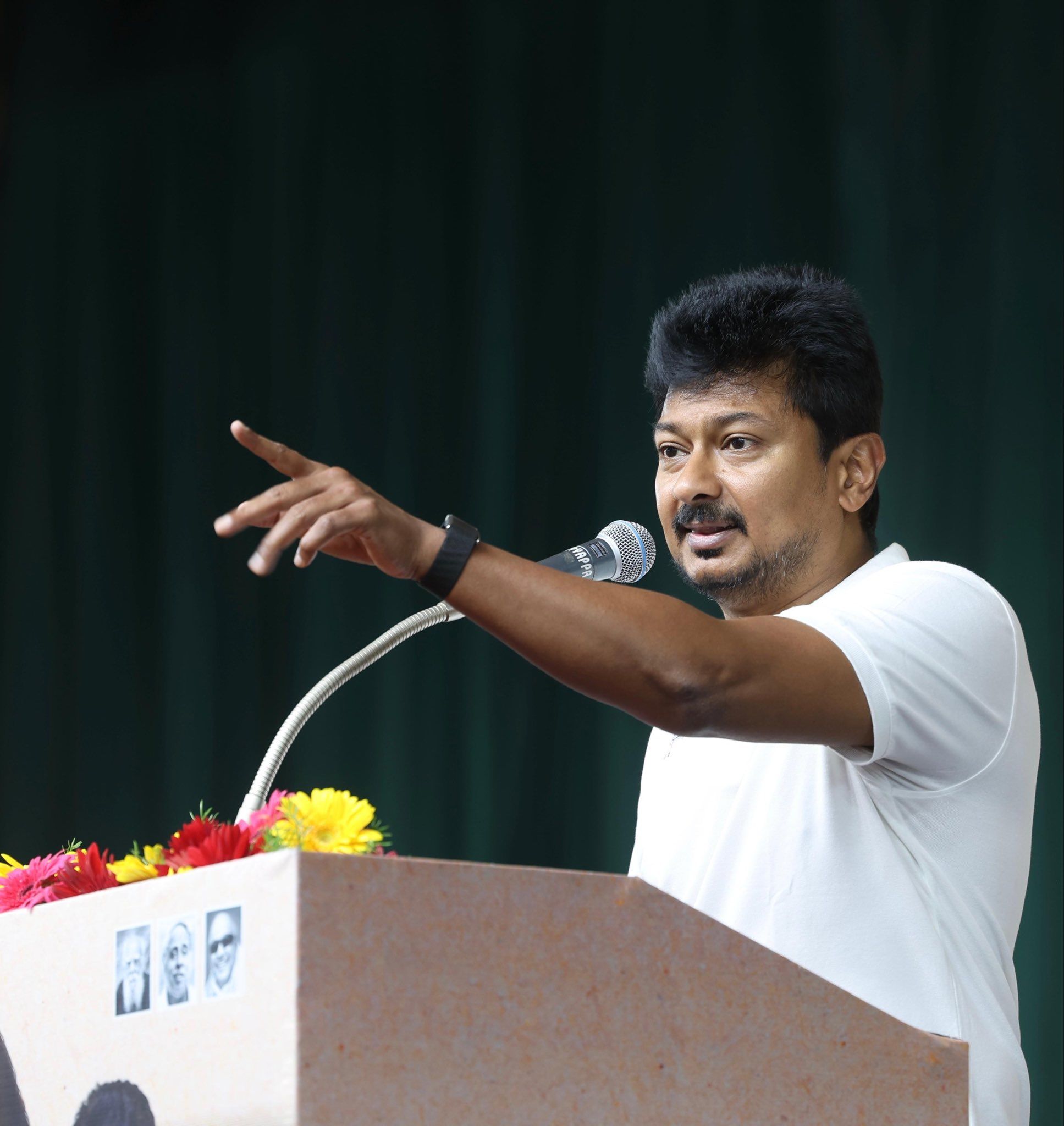 Udhayanidhi | டைம் எடுத்துக்கோங்க.. மக்களை ஏமாத்தாதீங்க.. விஜய்க்கு உதயநிதி வேண்டுகோள்!